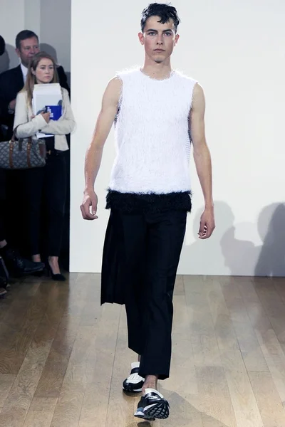 Look 26